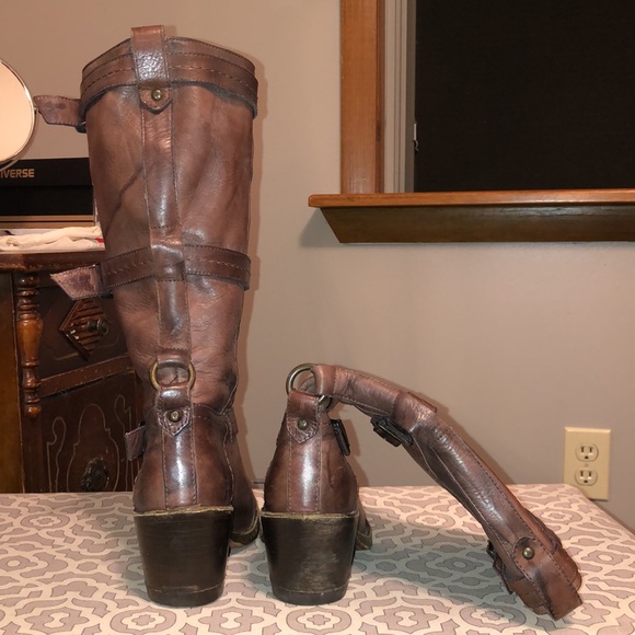 Frye size 6.5 women’s boots. - Picture 5 of 8